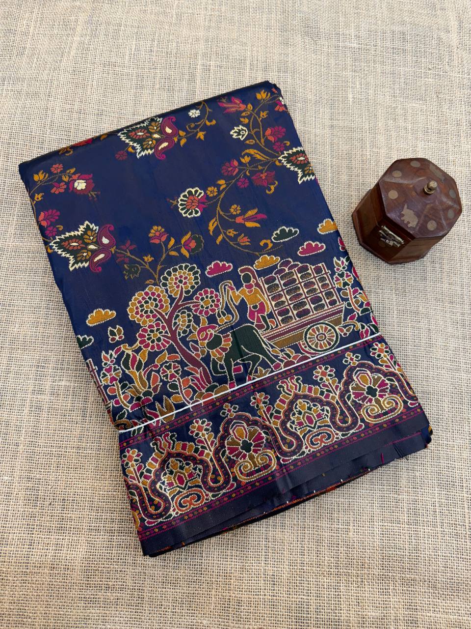 Hypnotic  Pashmina Saree With Preferable Blouse Piece