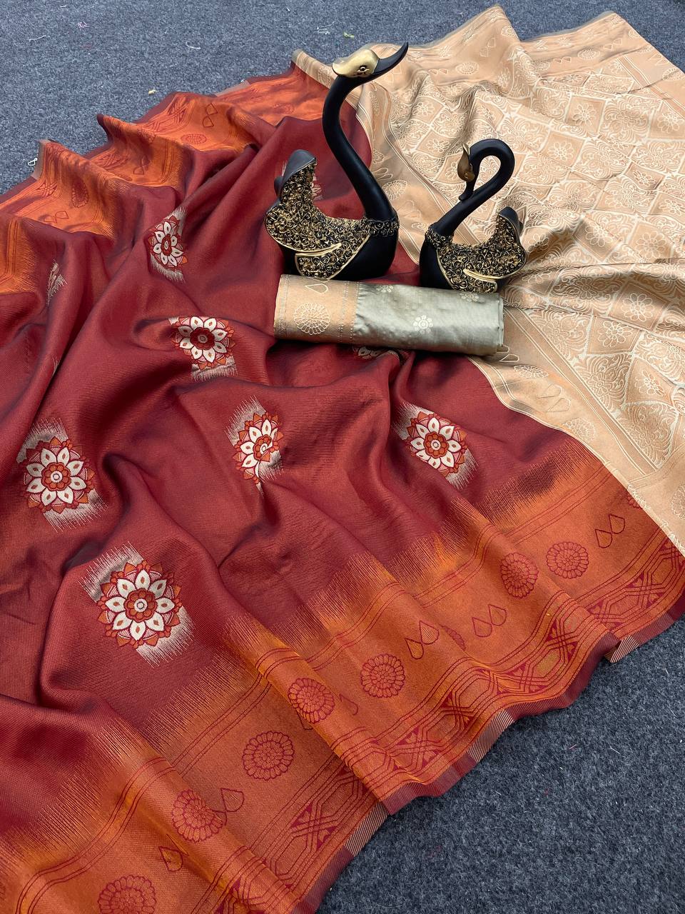Fancy Weaving Zari Tissue Saree