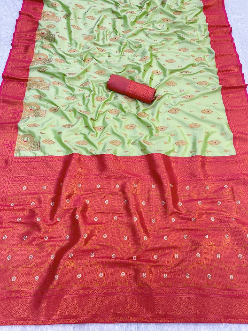 Demesne  Soft Banarasi Silk Saree With Effervescent Blouse Piece